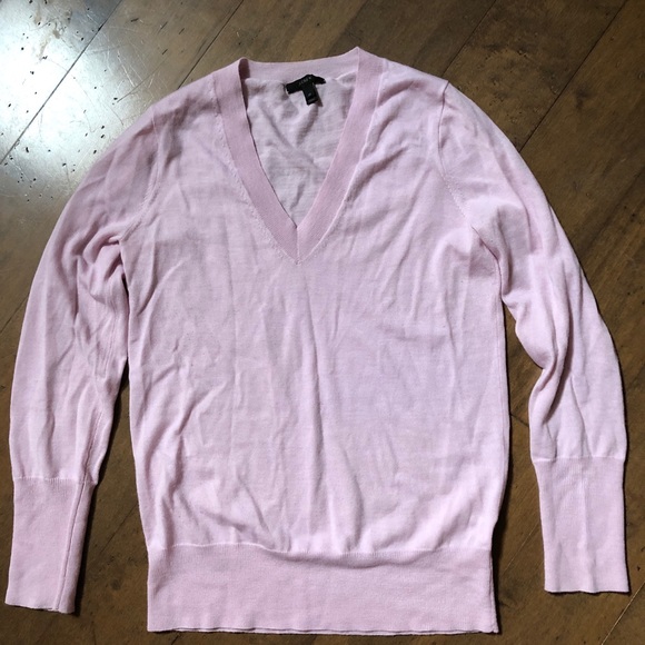 J. Crew Merino Wool V-neck Sweater EUC Light Pink - Picture 4 of 5